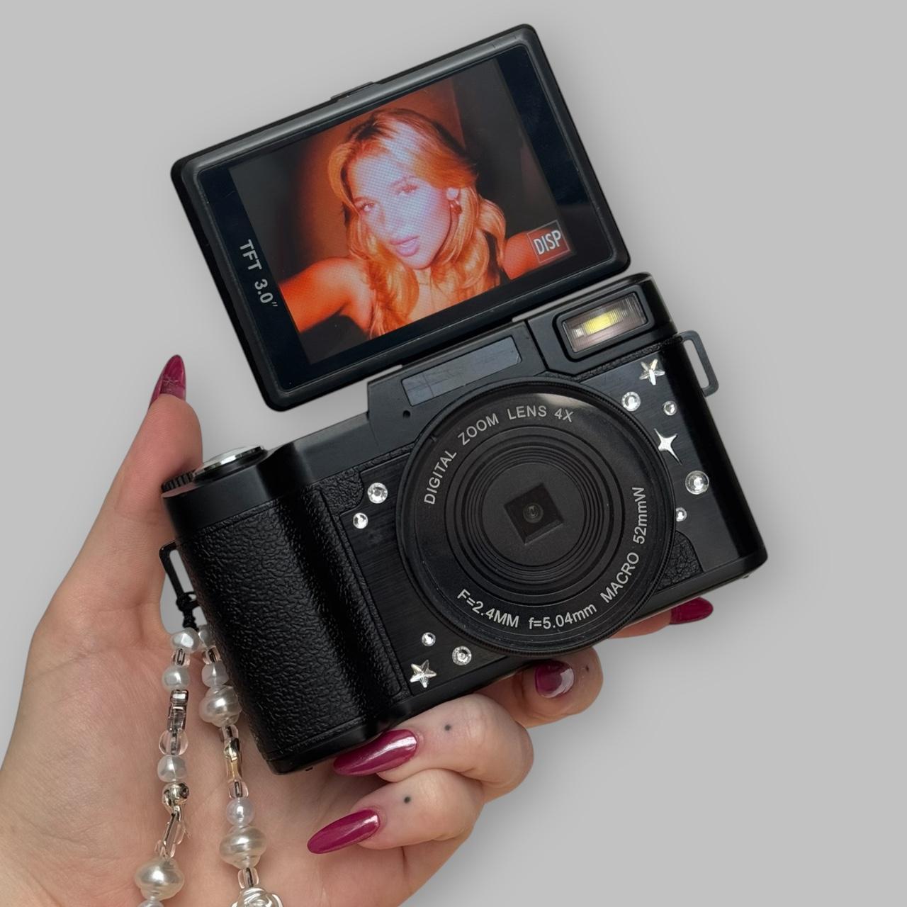 Swivel Screen Digital Camera | No Brand Name💗...