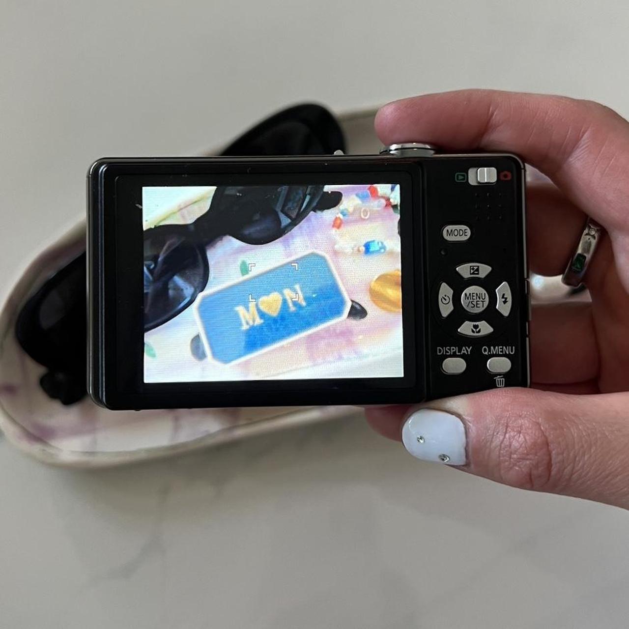 Panasonic Lumix DMC-FS15 compact digital camera